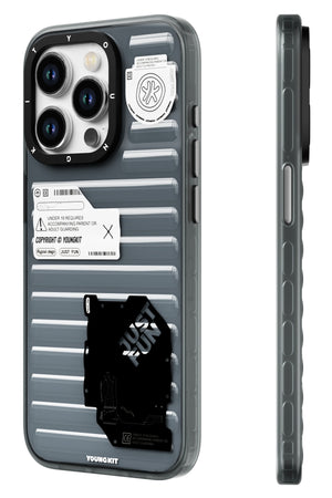Youngkit Fluorite iPhone 15 Pro Uyumlu Siyah Kılıf